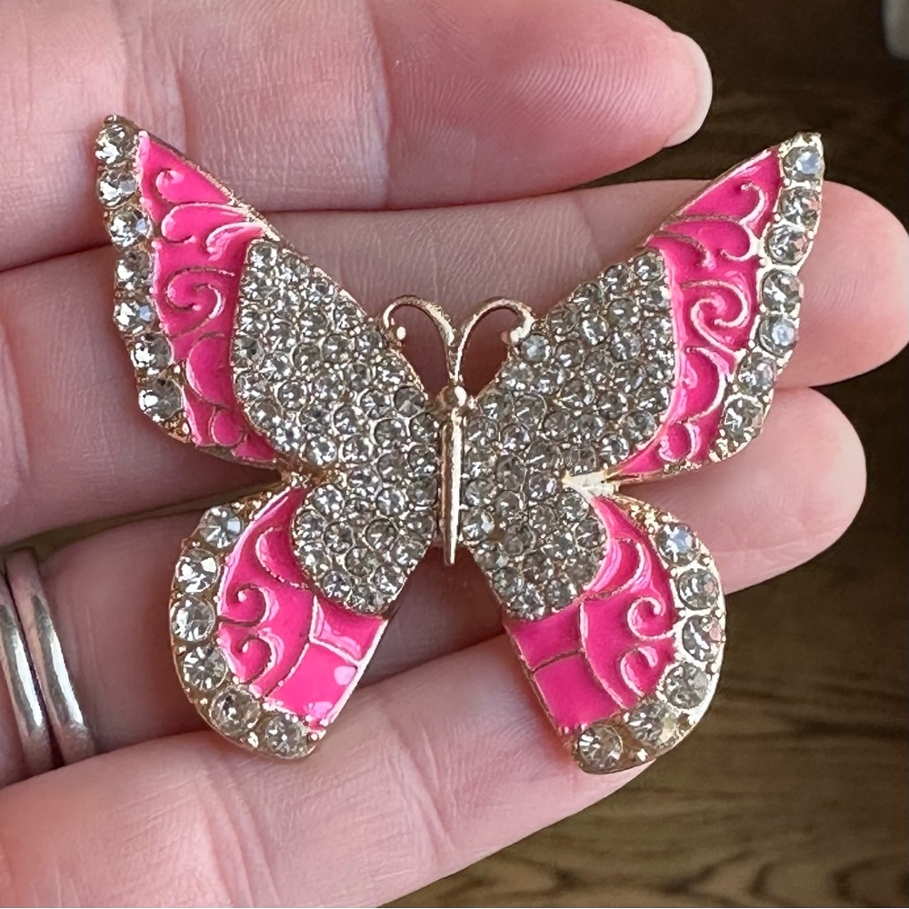 Vintage Style Pink Enamel & Rhinestone Butterfly Brooch | Gold Tone Pin | NEW - Picture 1 of 4